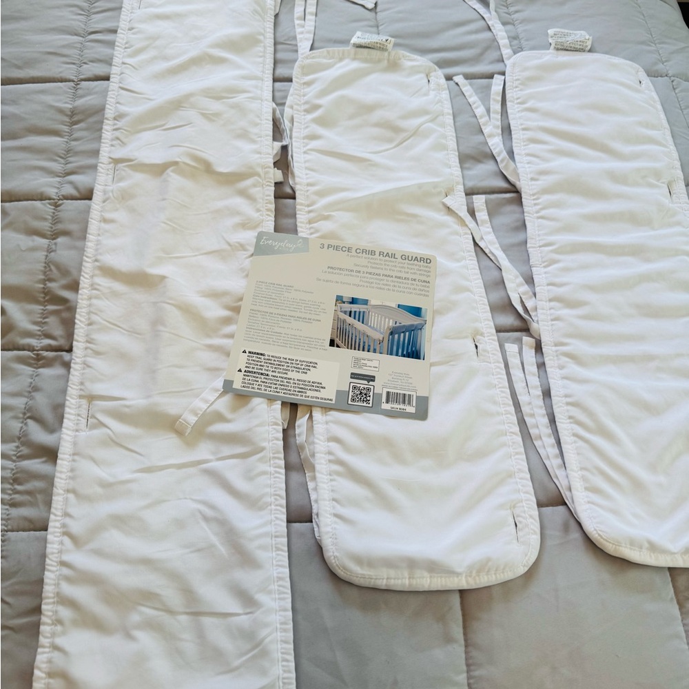 Crib rail guard 3 pices